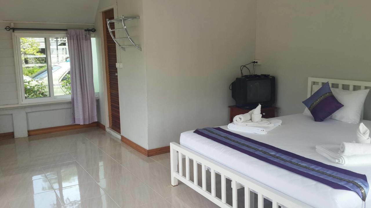 รตะธารา รีสอร์ท Ratathara Resort Bang Pakong Zewnętrze zdjęcie